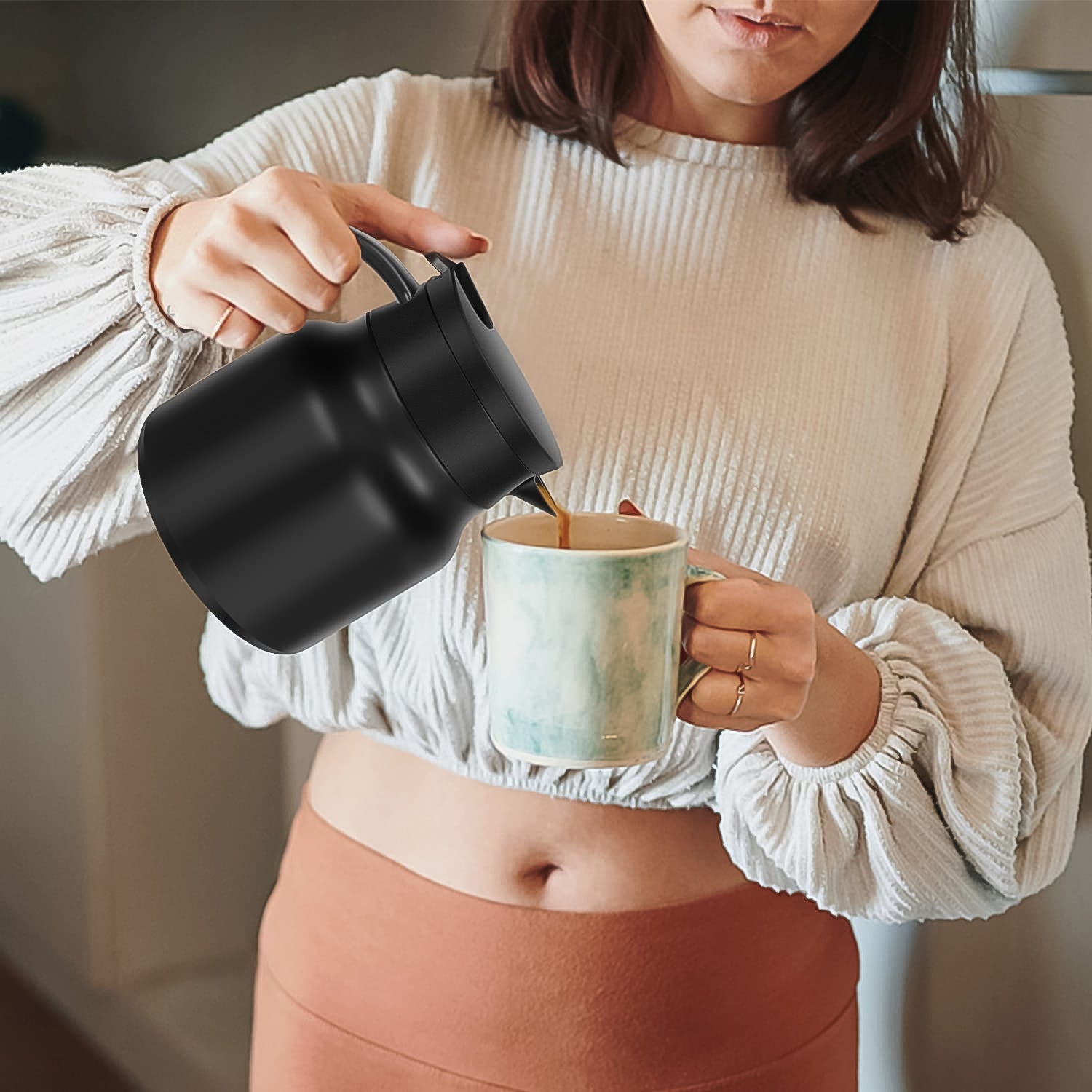 Wukusy thermal coffee carafe and tea pot set with LED display, 500ml water bottle and 1000ml tea pot, for home and kitchen use.