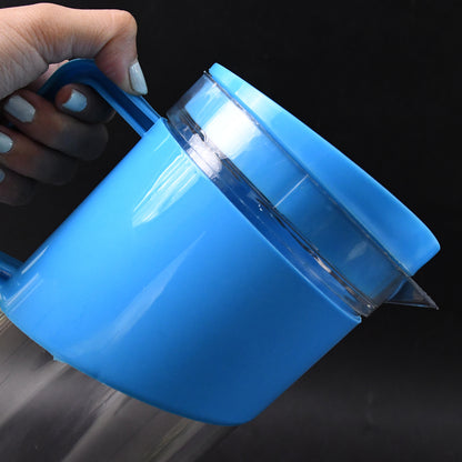 Set of four transparent Wukusy plastic jugs with elegant handles, 2000 ml capacity each, for home and kitchen use.