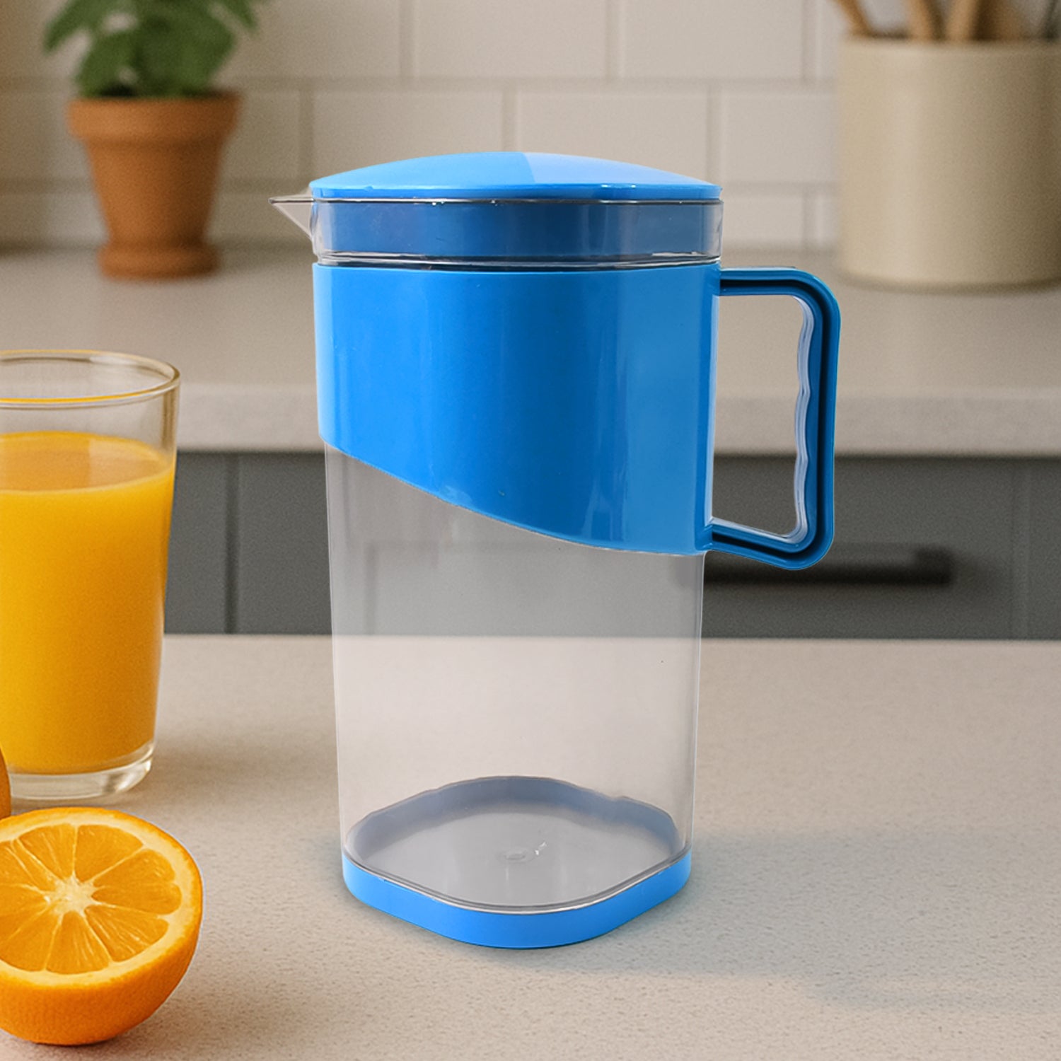 Wukusy 1.8L BPA-free plastic water and juice jug with lid and handle for home use