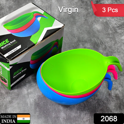 Set of three Wukusy plastic rice bowls with handles, used as food strainers for rice, vegetables, and fruits in the kitchen.