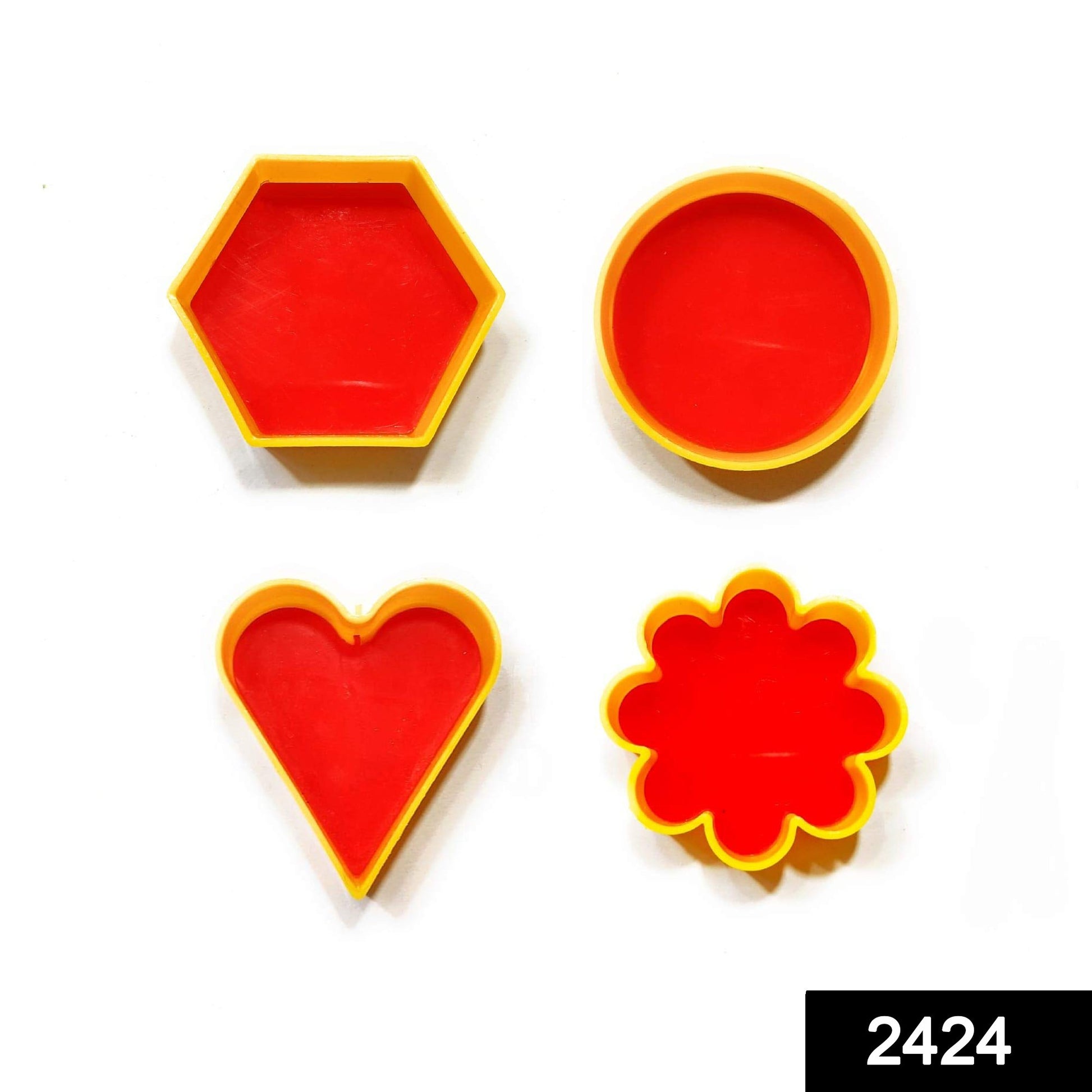 Wukusy 2424 cookie cutter set with heart, round, star, and flower shapes for baking and cookie decorating.