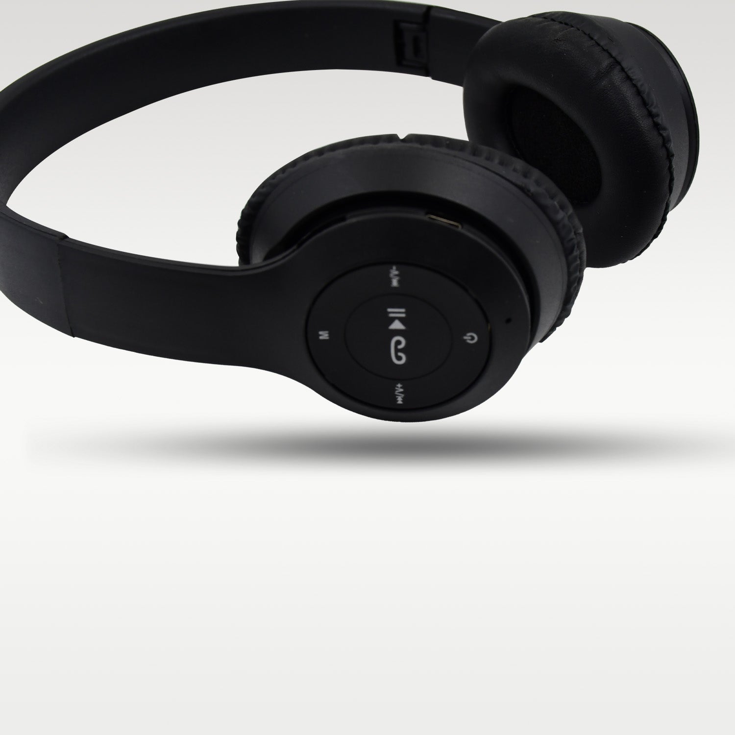 Wukusy foldable wireless headphones with calling function, black mobile accessory with ear cups and adjustable headband.