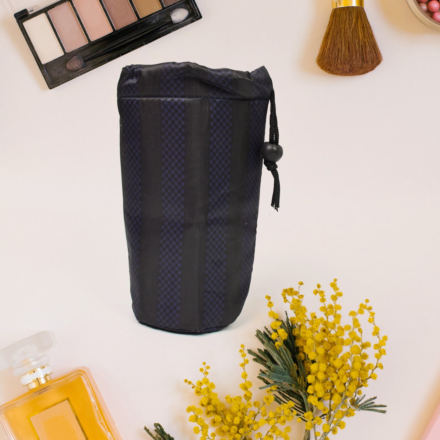 Wukusy reusable multipurpose washable rope pouch for pens, pencils, and stationery, ideal for travel and office use