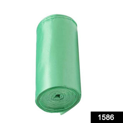 Green Wukusy biodegradable eco-friendly trash bag roll, 19x21 inches, designed for eco-conscious waste disposal.