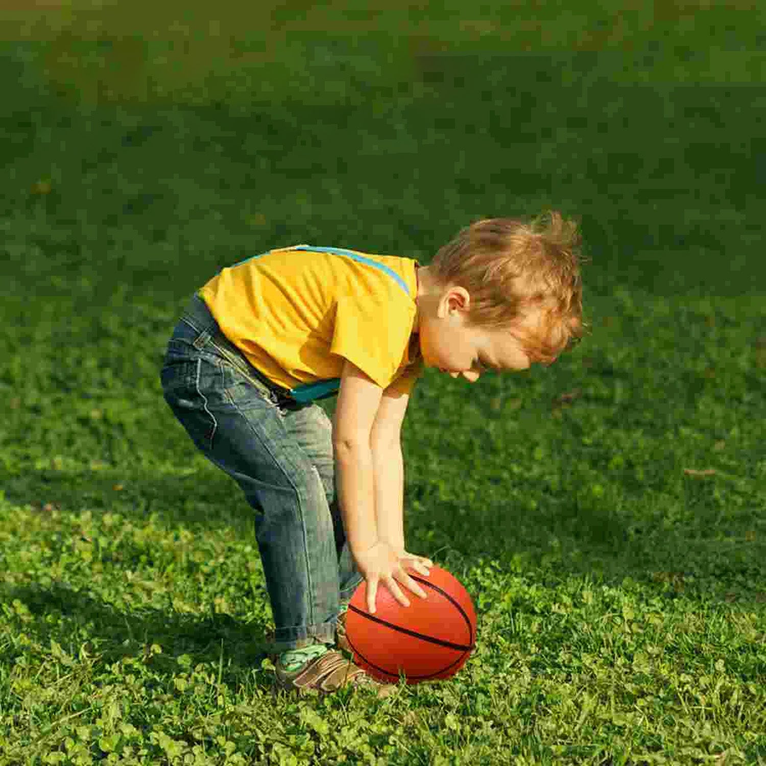 Wukusy football rebound ball with string set, sports training tool for practicing football skills indoors or outdoors.
