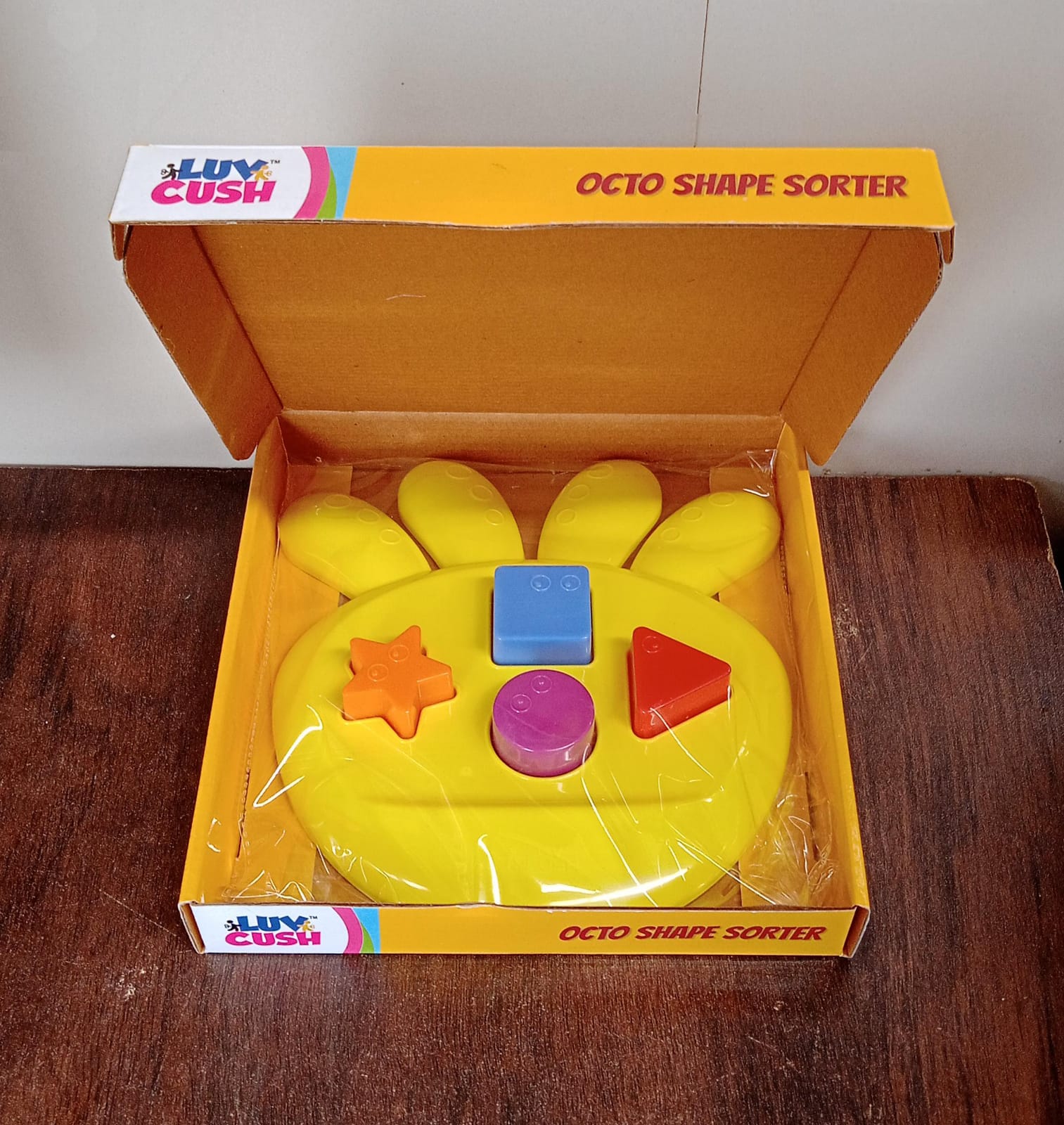 Wukusy Octoshape sorter toy for kids, educational game to enhance grasping, sorting skills, suitable for boys and girls.