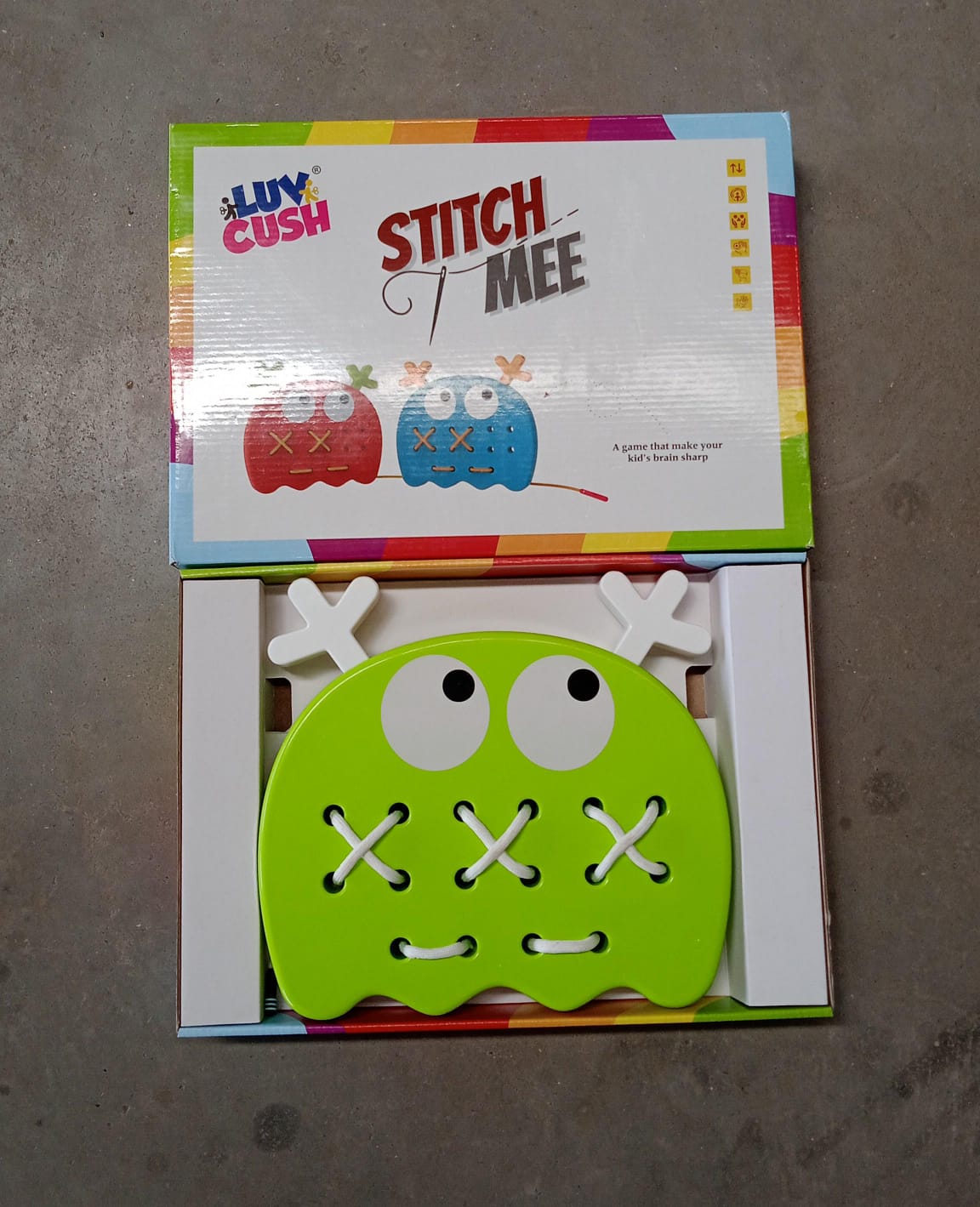 Wukusy Stitch Mee puzzle toy featuring a colorful Stitch character, designed for kids' brain games and learning activities.