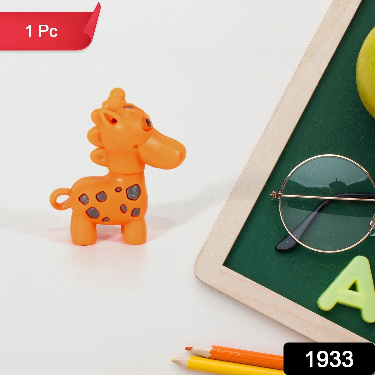 Cute Wukusy 1933 expandable giraffe toy with a long extendable neck, perfect for play and imaginative fun.