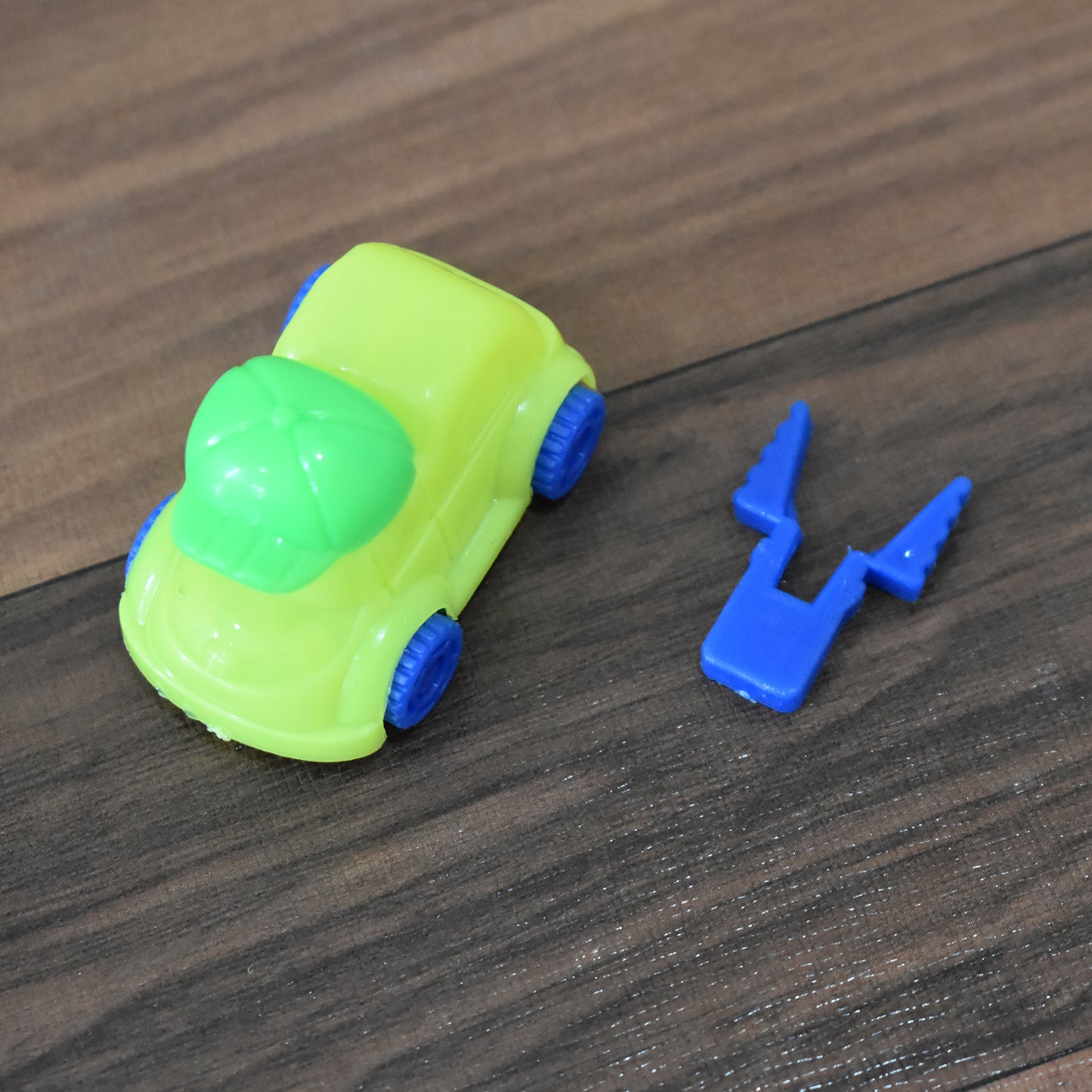 Wukusy 4422 30-piece mini pull back toy cars for kids, colorful plastic cars for play and entertainment.