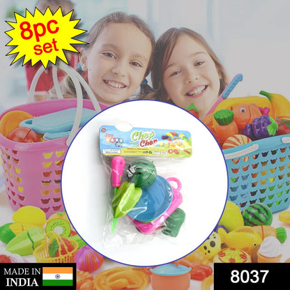 Wukusy Plastic Fruits and Veggies toy set featuring realistic, sliceable plastic fruits and vegetables for children.