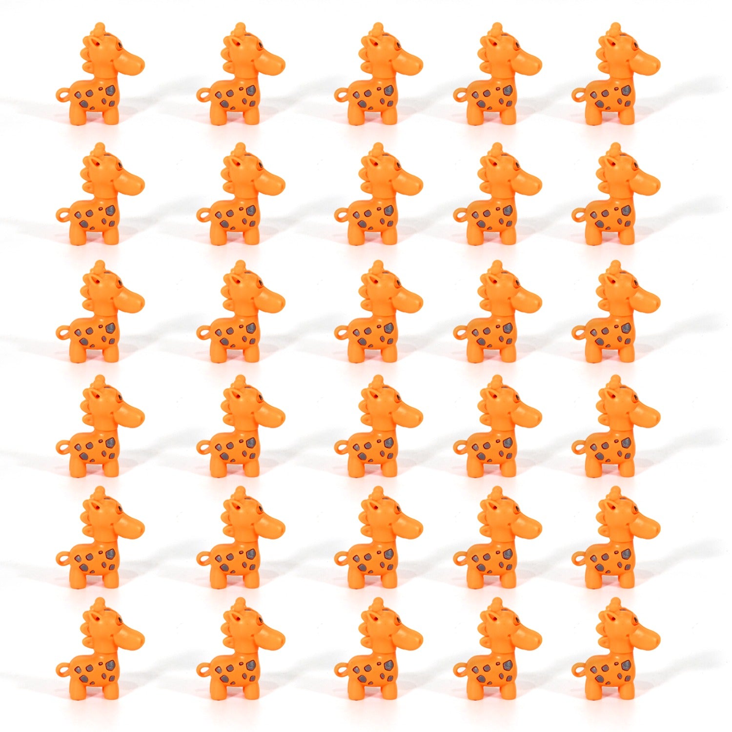Wukusy expandable giraffe toy with a cute face and extendable neck, made for children’s imaginative play.
