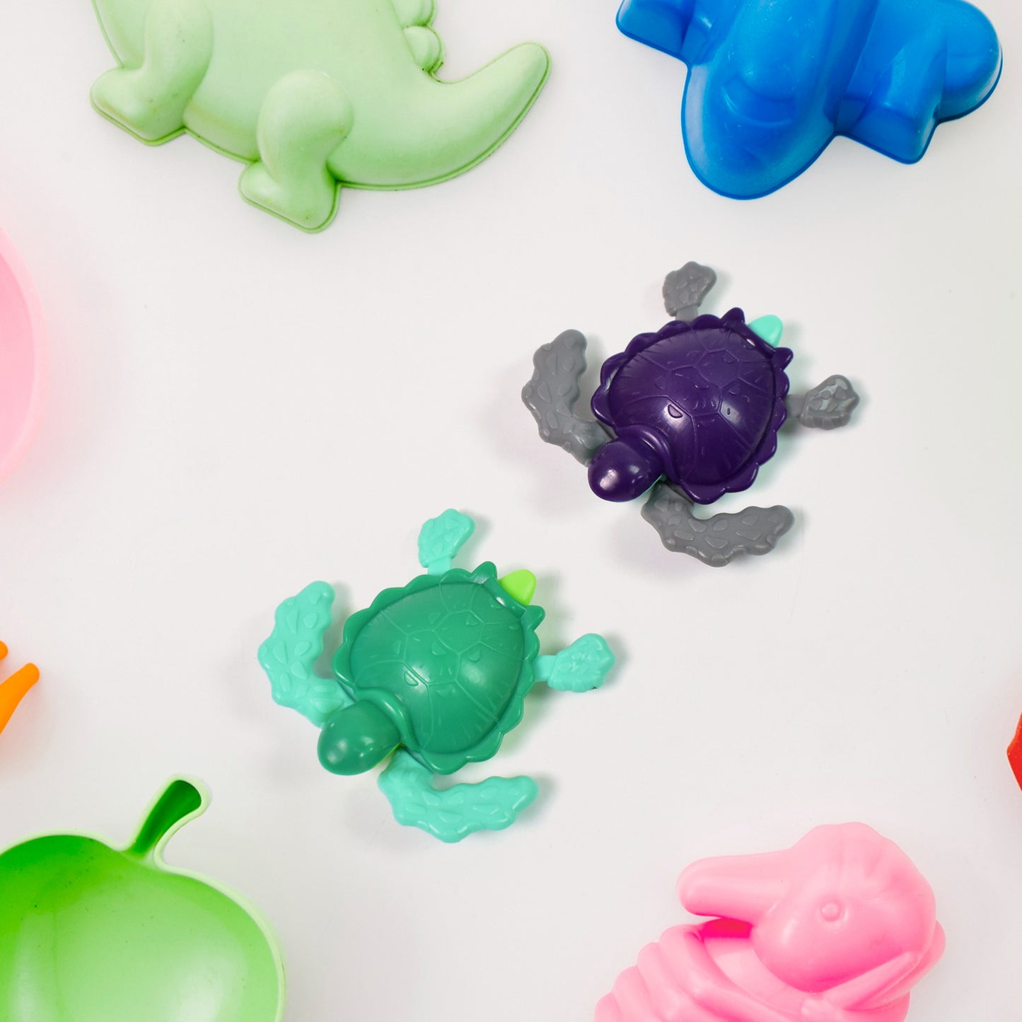 Colorful small DIY sea turtle toy by Wukusy, mini turtle design, ideal for kids' creative play, in mixed vibrant colors.
