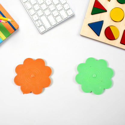Wukusy small plastic magic air spinner toy spinning in mid-air, colorful promotional toy for entertainment and stress relief.