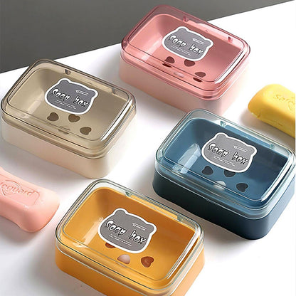 Portable Wukusy plastic soap dish with self-draining design, in mix colors, ideal for travel and convenient soap storage.