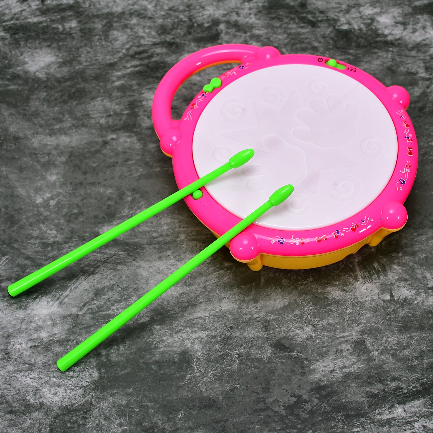 Colorful Wukusy flash drum toy for kids with lights, musical sounds, and plastic construction, perfect for children's musical play.