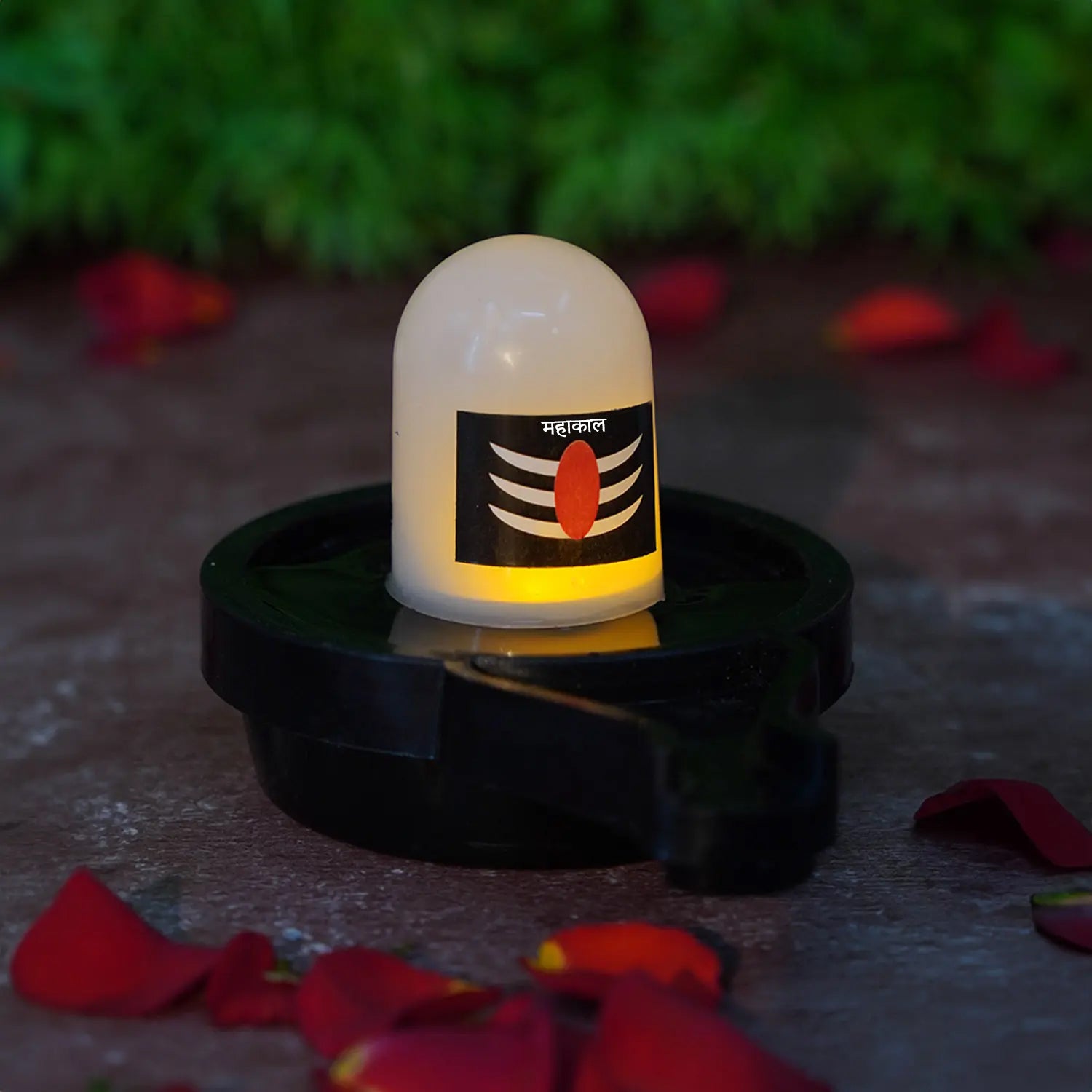 Wukusy water sensor LED Shivling idol for pooja and festival decoration, featuring illuminated Shivling with intricate details