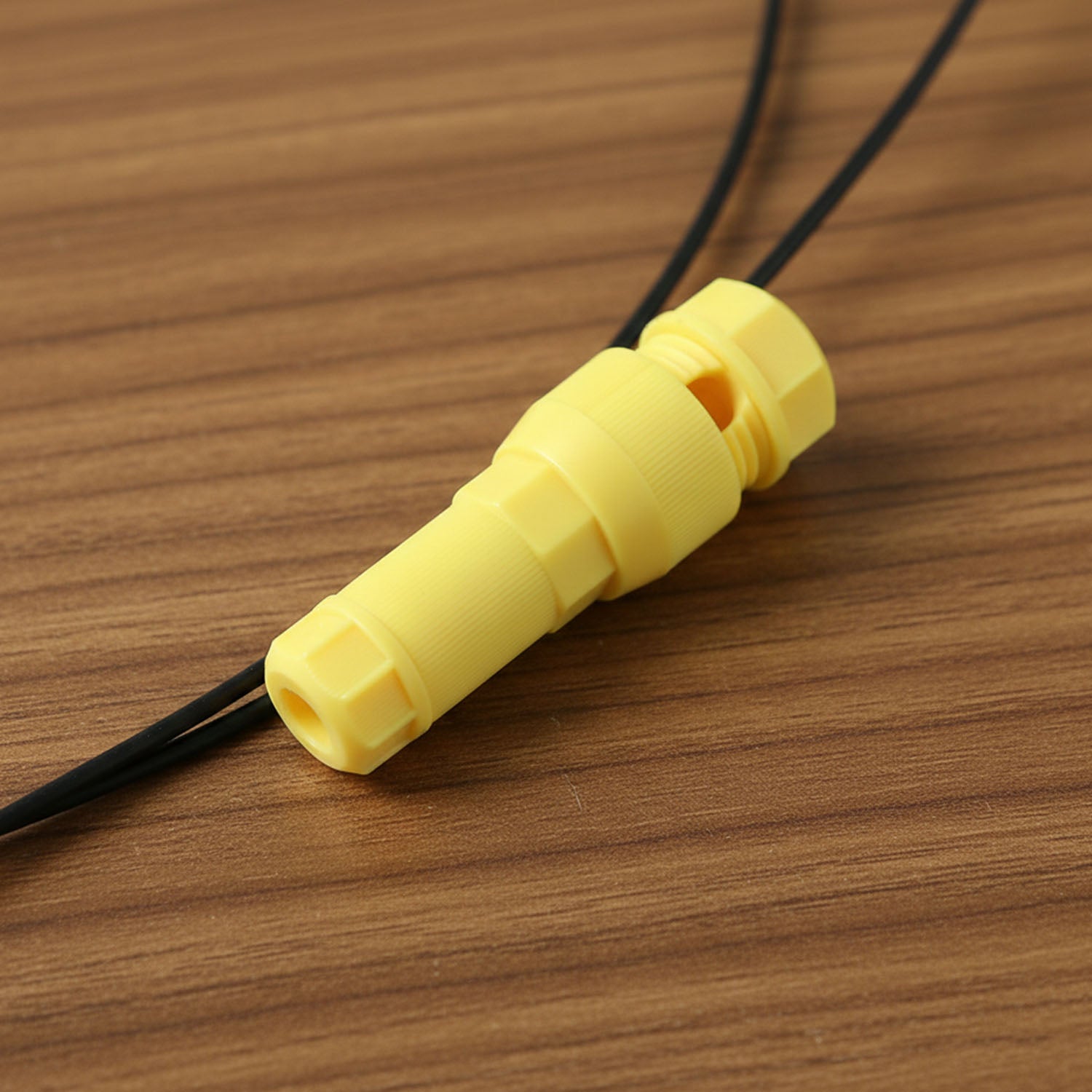 Wukusy Posi Tap wire connector, 1-piece, showing a close-up of the electrical connector with metal and plastic components.