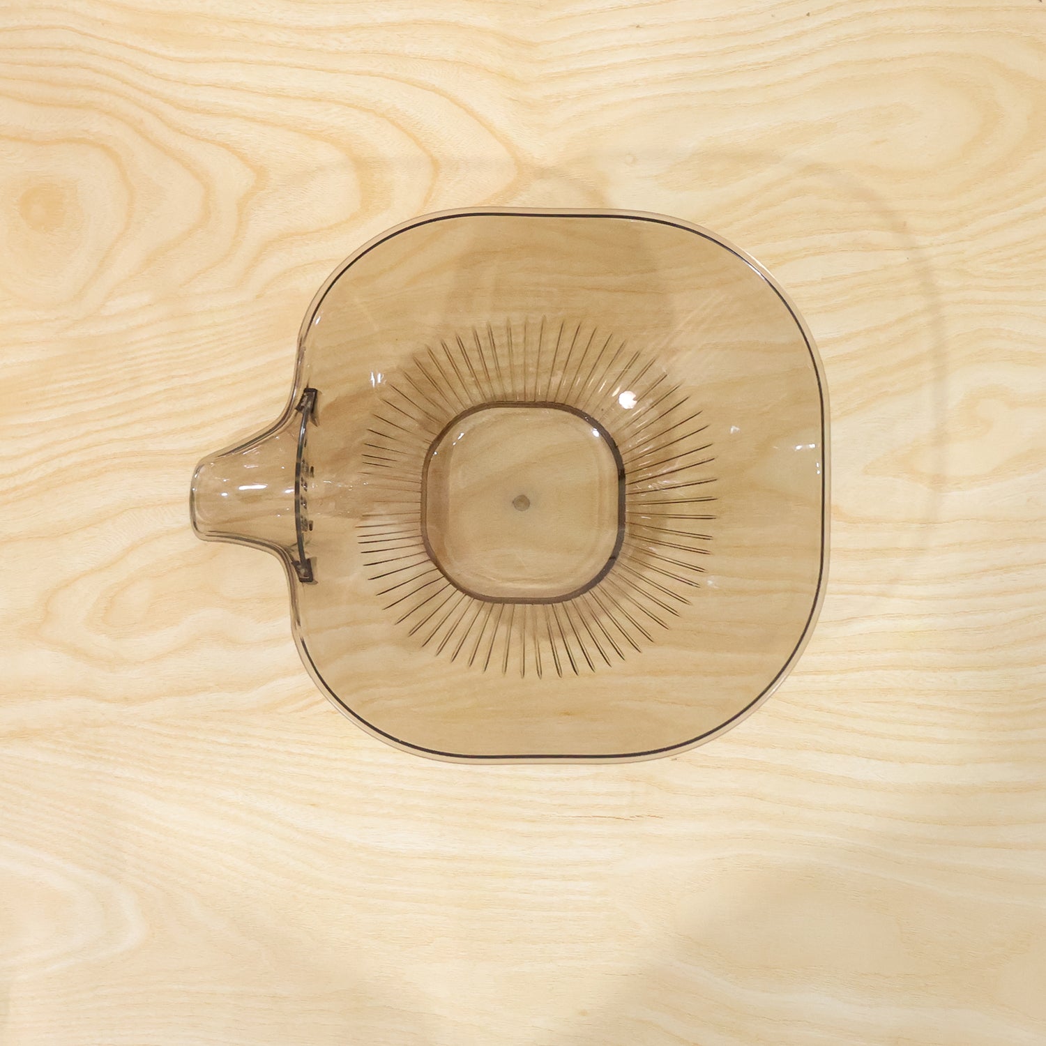 Wukusy multipurpose fruit and vegetable washing strainer basket with handle, designed for rinsing and draining produce.