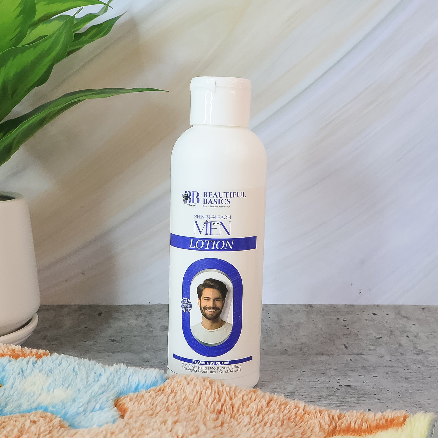 Wukusy Beautiful Basics Shined Bleach 200g, health care product with a white bottle and label, used for cleaning and disinfecting.