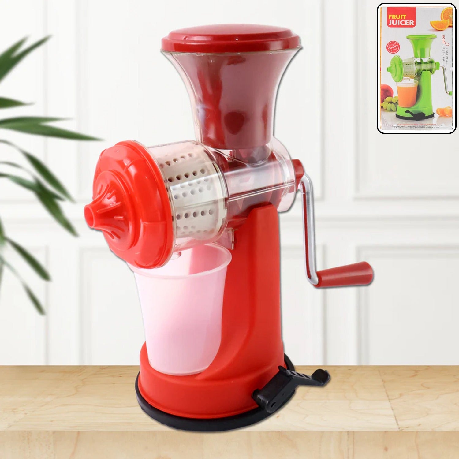 Wukusy 0074c mini fruit and vegetable juicer with compact design and stainless steel parts for fresh juice extraction