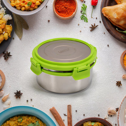 Wukusy Ganesh Solo Round 400 stainless steel leak-proof lunch pack for office and school, featuring airtight design and compact size.