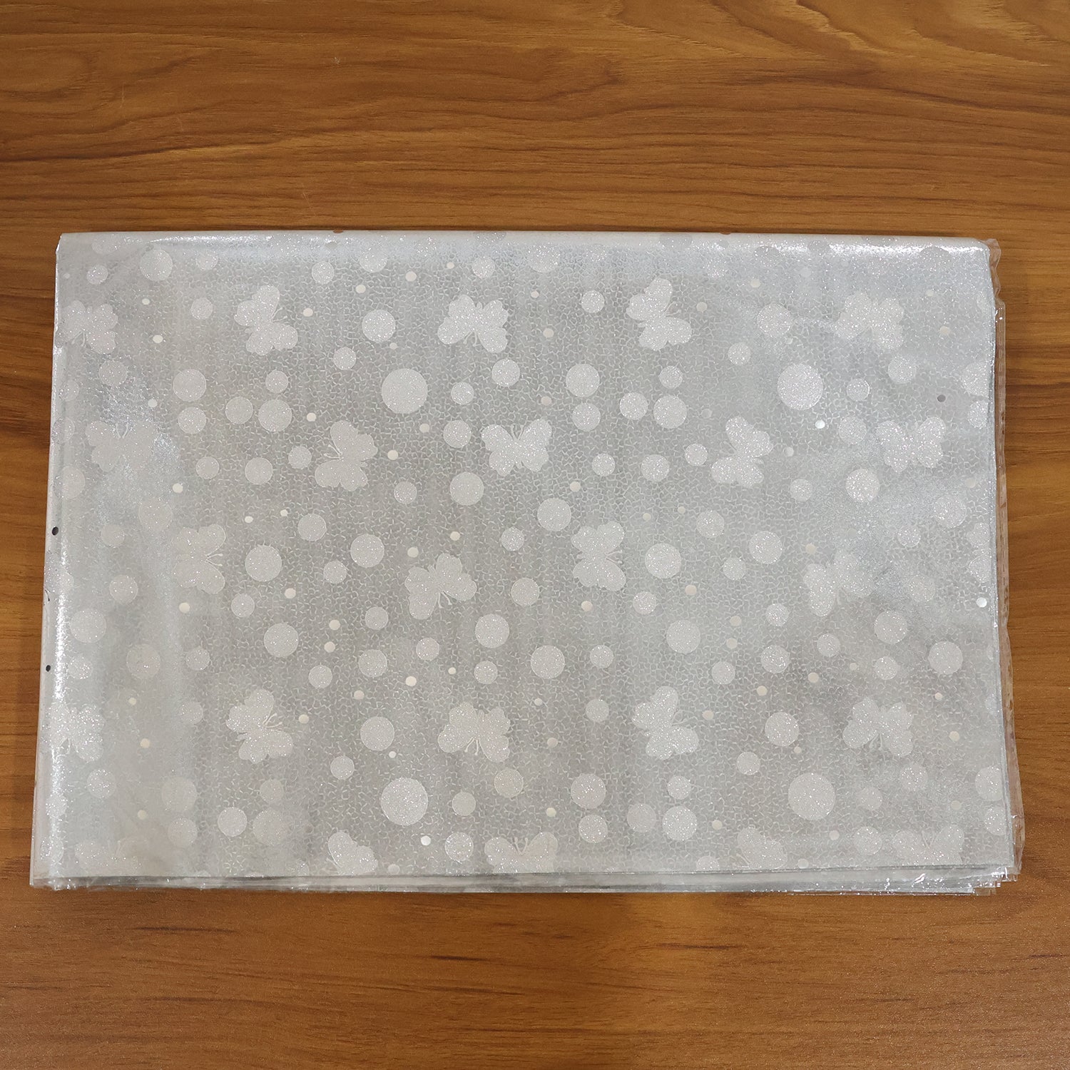 Silver decorative gift wrapping paper sheets from Wukusy, 20 sheets, elegant metallic design for gift wrapping and decoration.