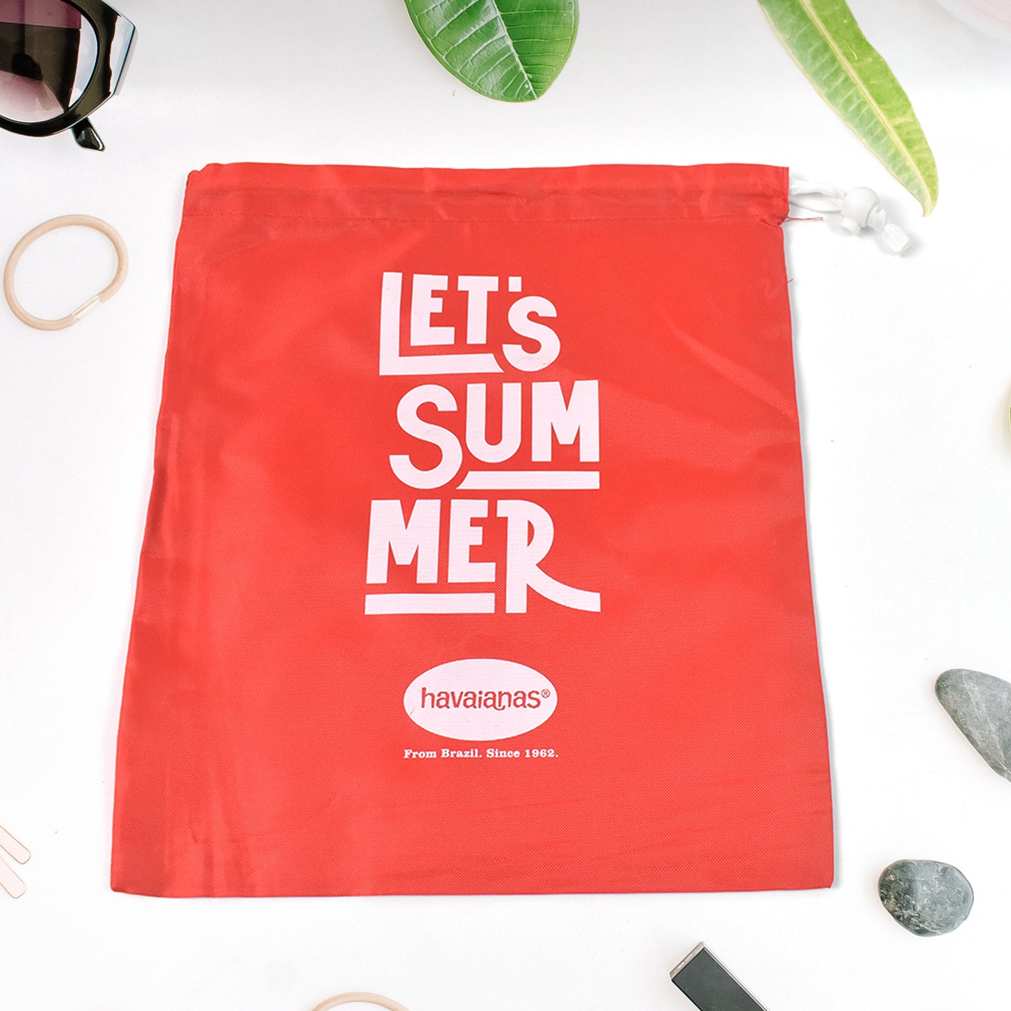 Heavy duty Wukusy drawstring bag for home improvement, shown with durable fabric and adjustable drawstring closure.